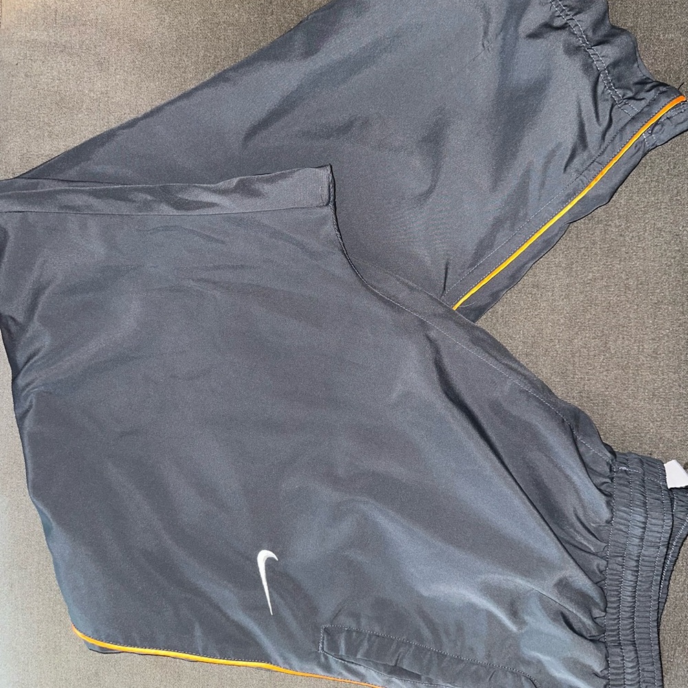 Nike Men's Gray Windbreakers with Orange Trim